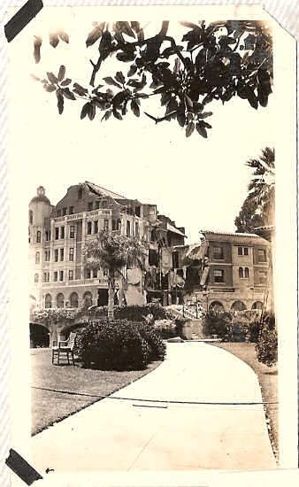 Arlington Hotel in Santa Barbara after earthquake, June 1925
