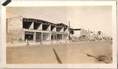 El Camino Hotel and a main street in Santa Barbara after earthquake, June 1925